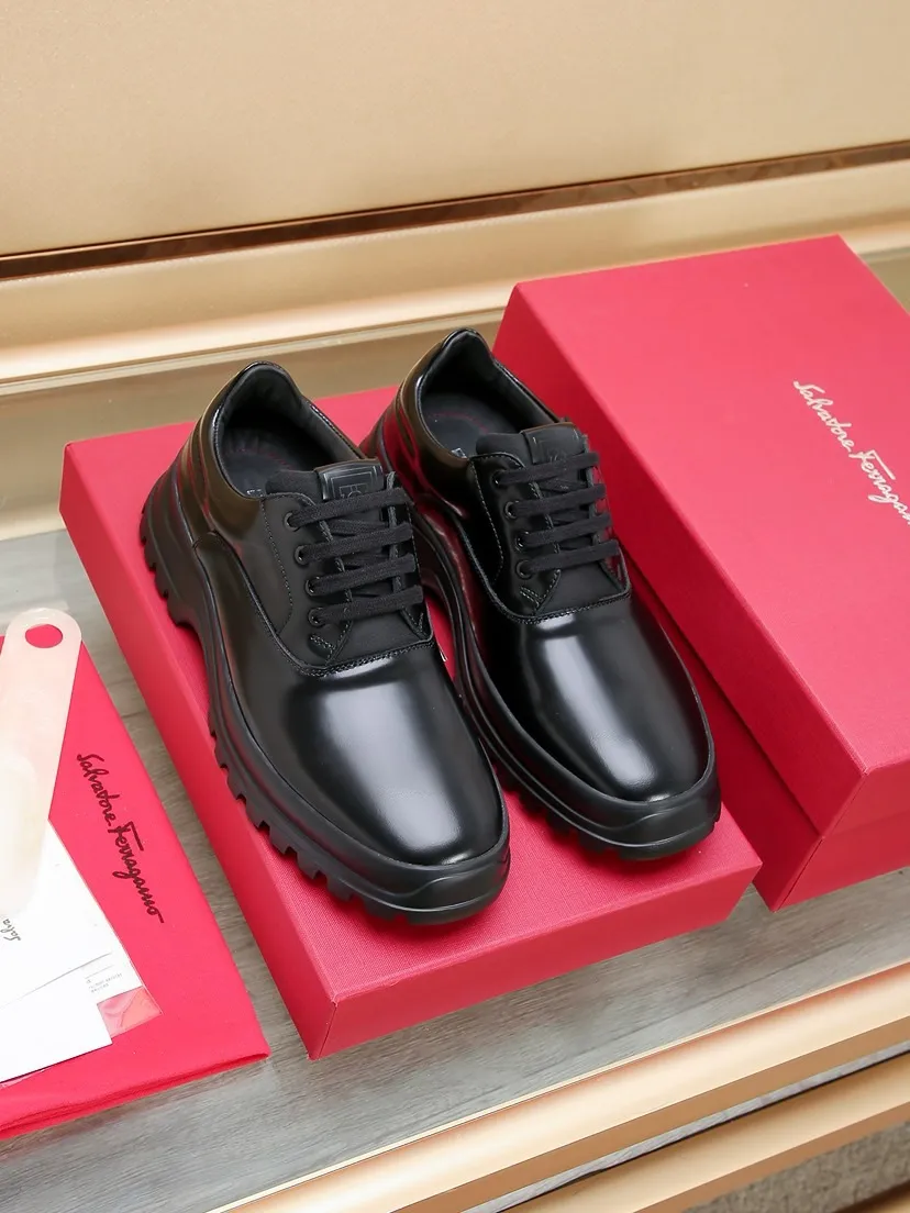 Men's men's shoes💰P660💰🔥《Ferragamo》👏Latest • High-end top brand luxury ~ purchasing agency, top quality ~. New fashionable business men's shoes 🔜The uppers are made of original first-layer open-edge beaded cowhide➕cowhide·lining, with fine workmanship. The original stylish and soft combination wear-resistant and non-slip outsole is light and comfortable on the feet. The real thing looks better in real photos. Number of yards: 38--44 (45 and 46 can be customized)